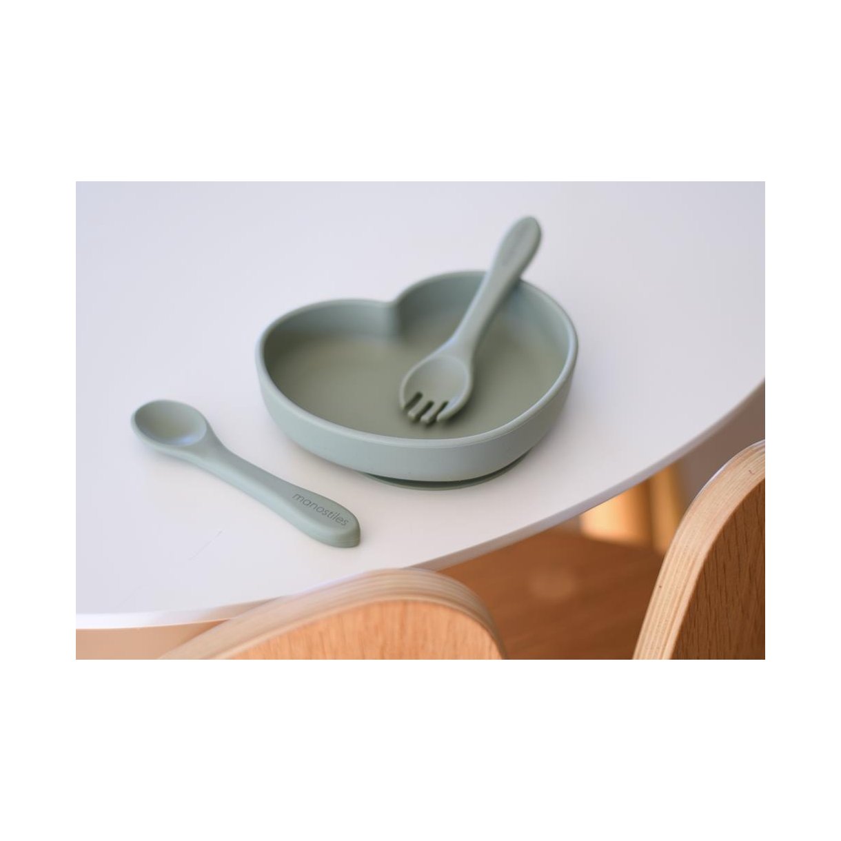 Børnebestik Silikone - Sage - Manostiles Danish Design