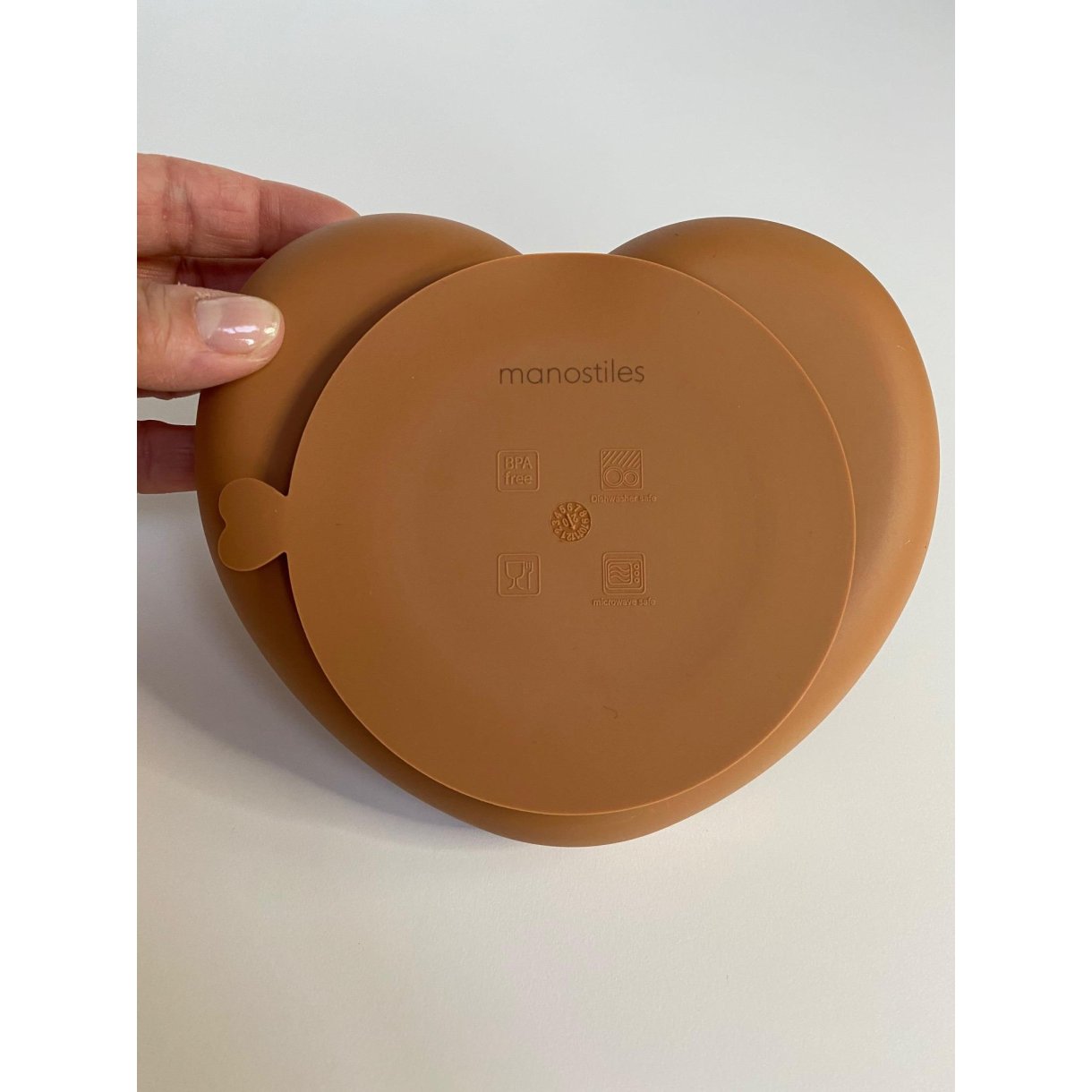 Børnetallerken hjerte i silikone - Brun - Manostiles Danish Design
