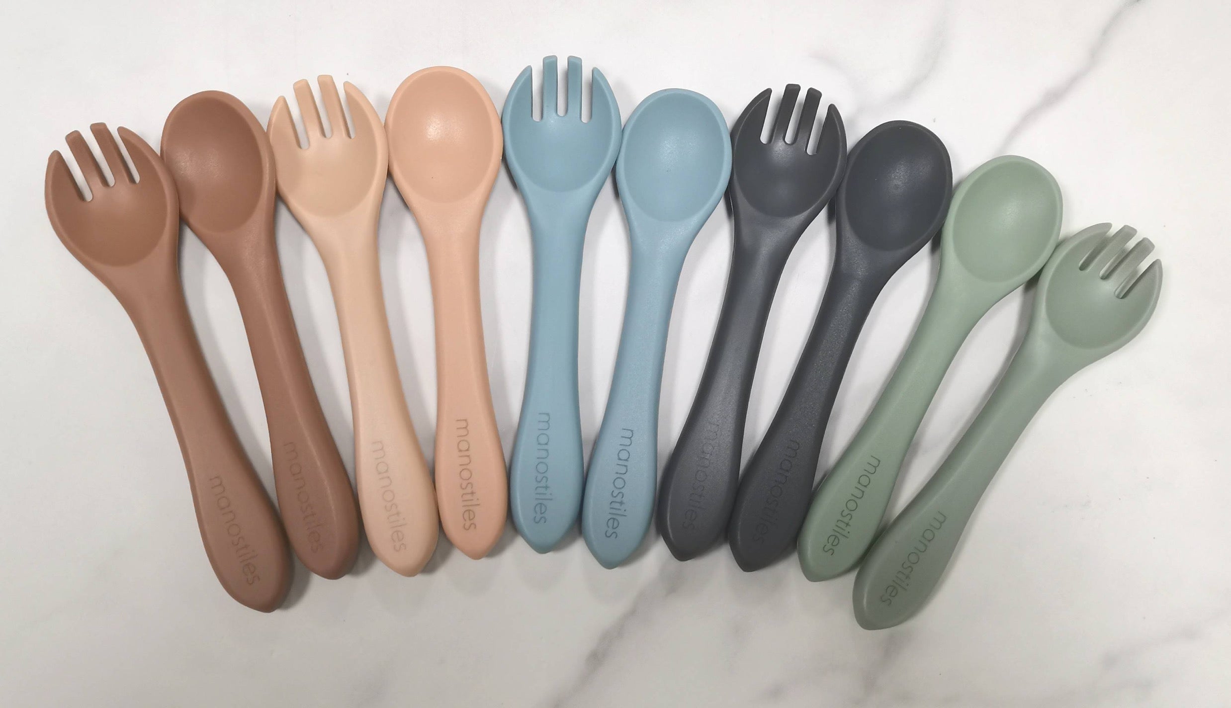 Børnebestik Silikone - Clay - Manostiles Danish Design