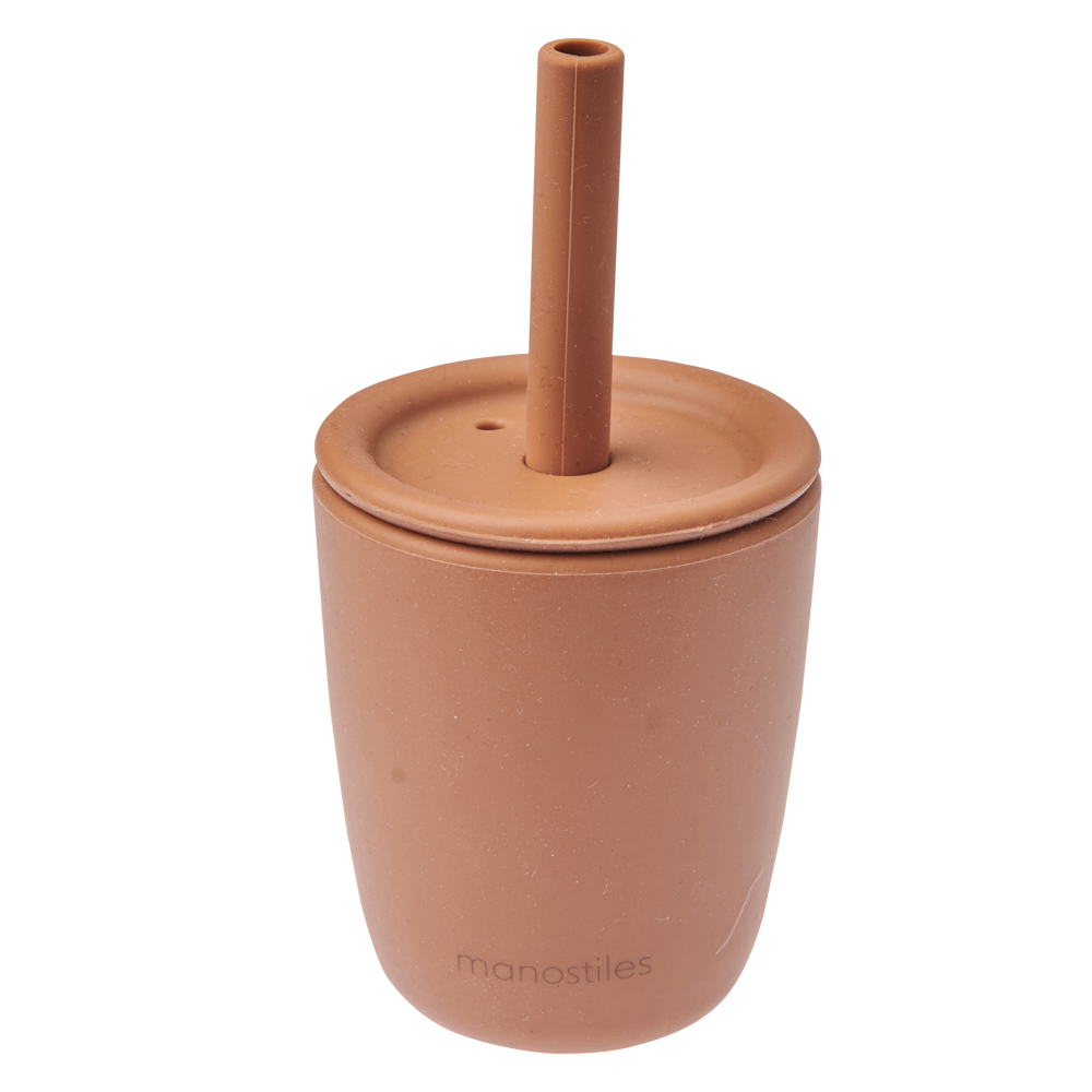 Børnekop i silikone - Brun - Manostiles Danish Design
