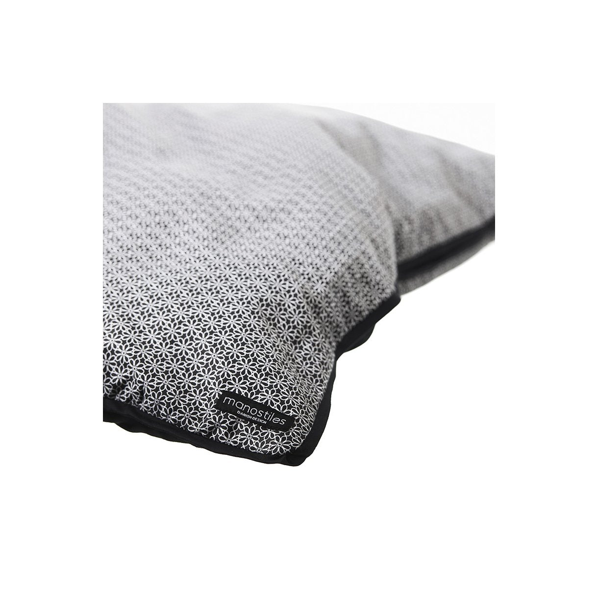 Junior Sengetøj - Perfect Black, Nordic Sky - Manostiles Danish Design