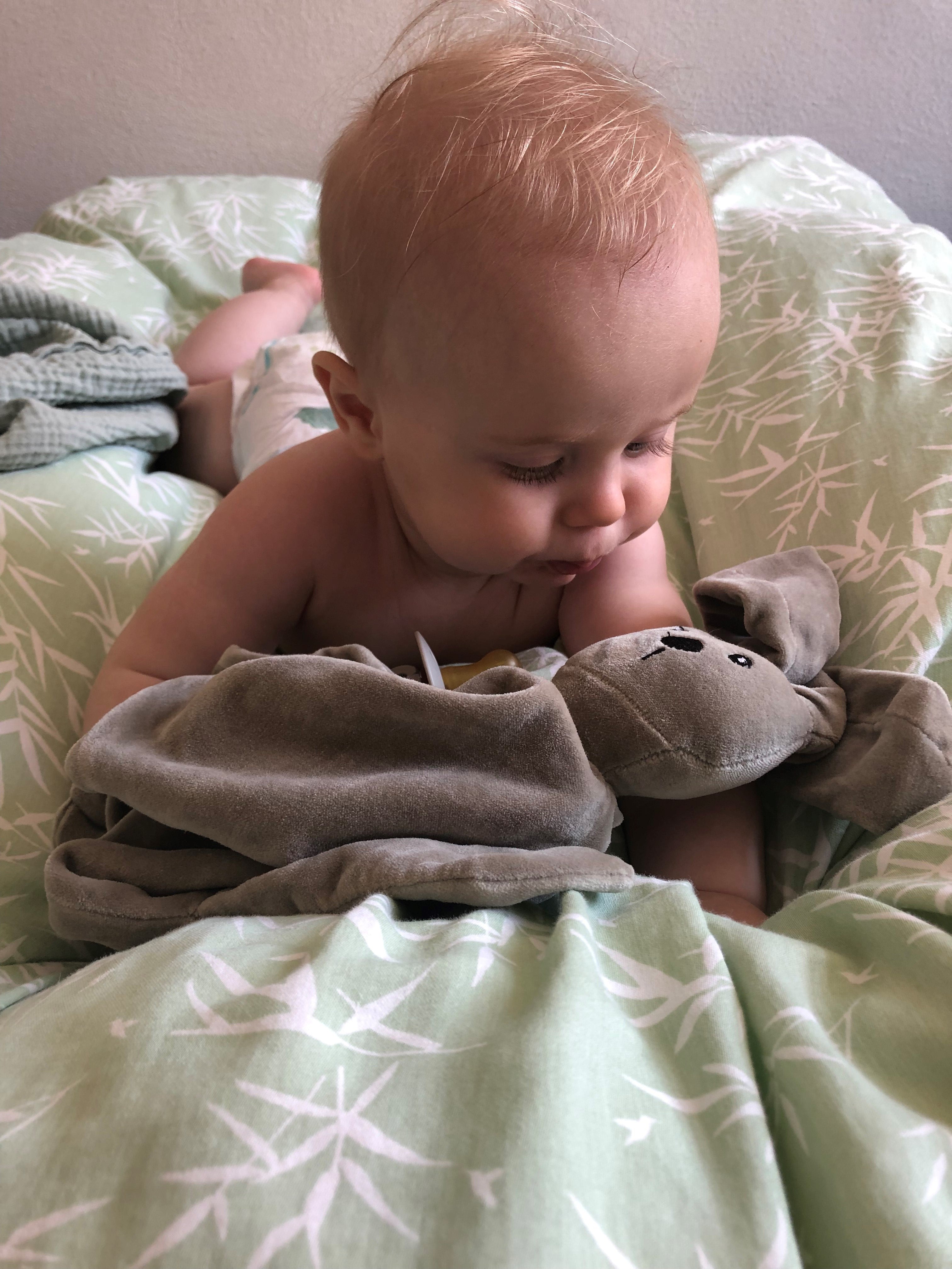 Babysengetøj - Soft Matcha, Nordic Zen - Manostiles Danish Design