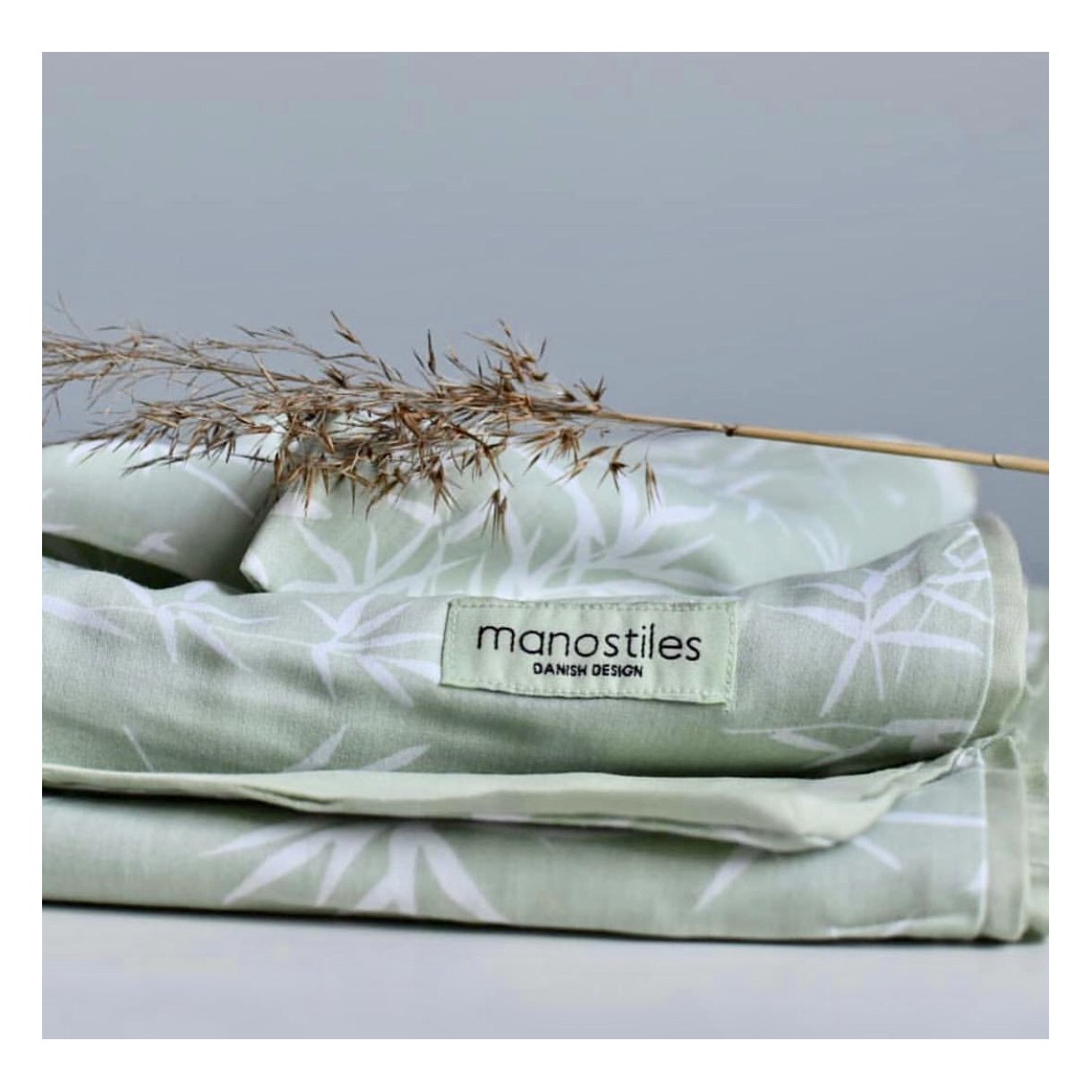 Babysengetøj - Soft Matcha, Nordic Zen - Manostiles Danish Design 