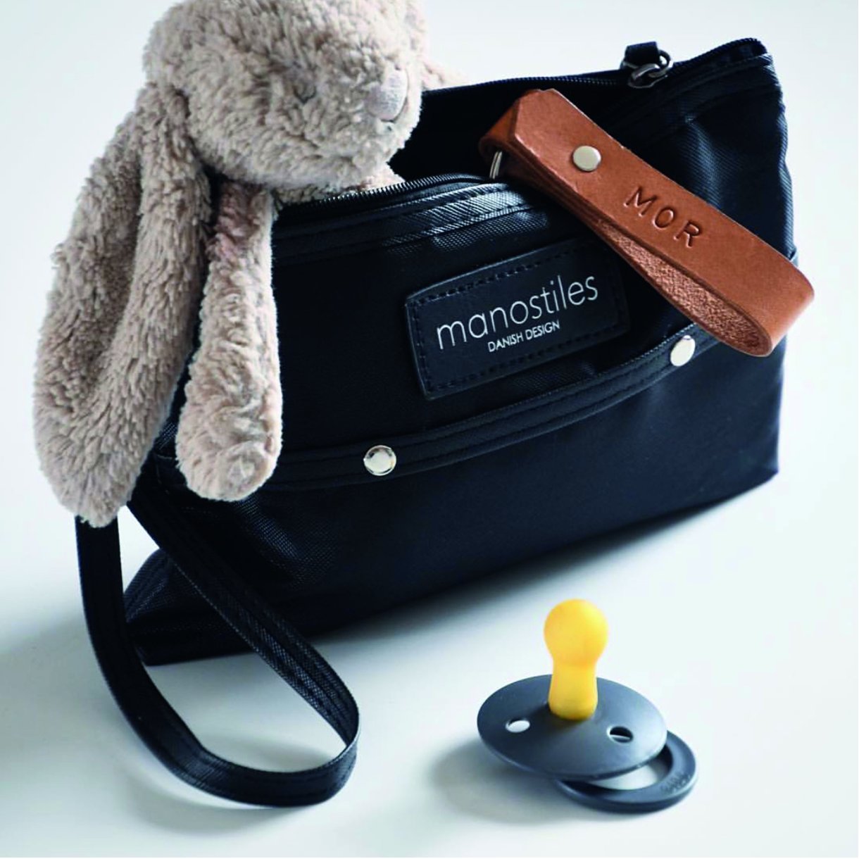 Clutch - Manostiles Danish Design 
